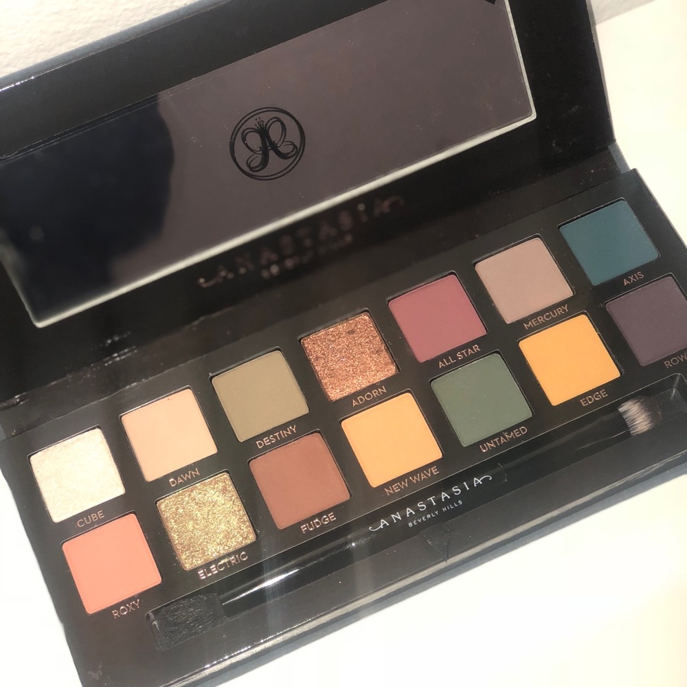 Brand new ABH subculture palette